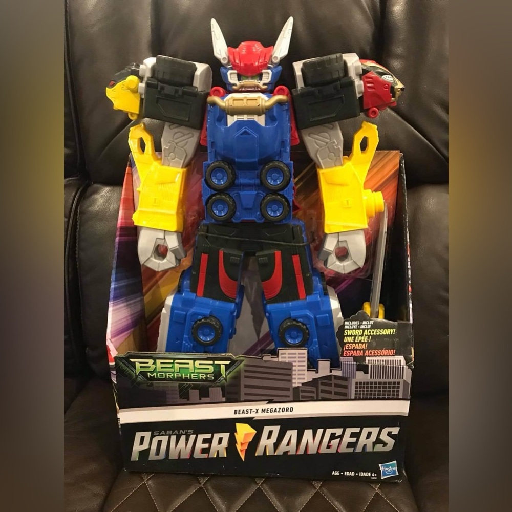 Power Ranger Beast Morphers Megazord - Blue, Yellow, Red